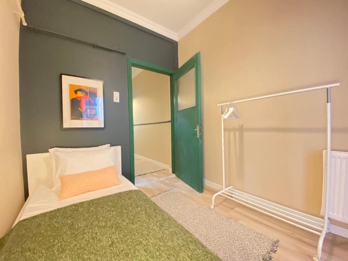 Missafir Stylish Flat Near Taksim Square Daire
